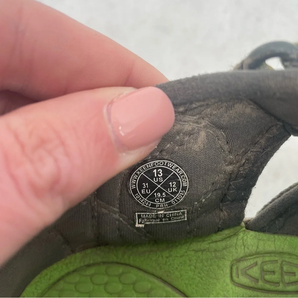 KEEN Boys Newport Waterproof Shoe Sandal Green/Grey size: 13